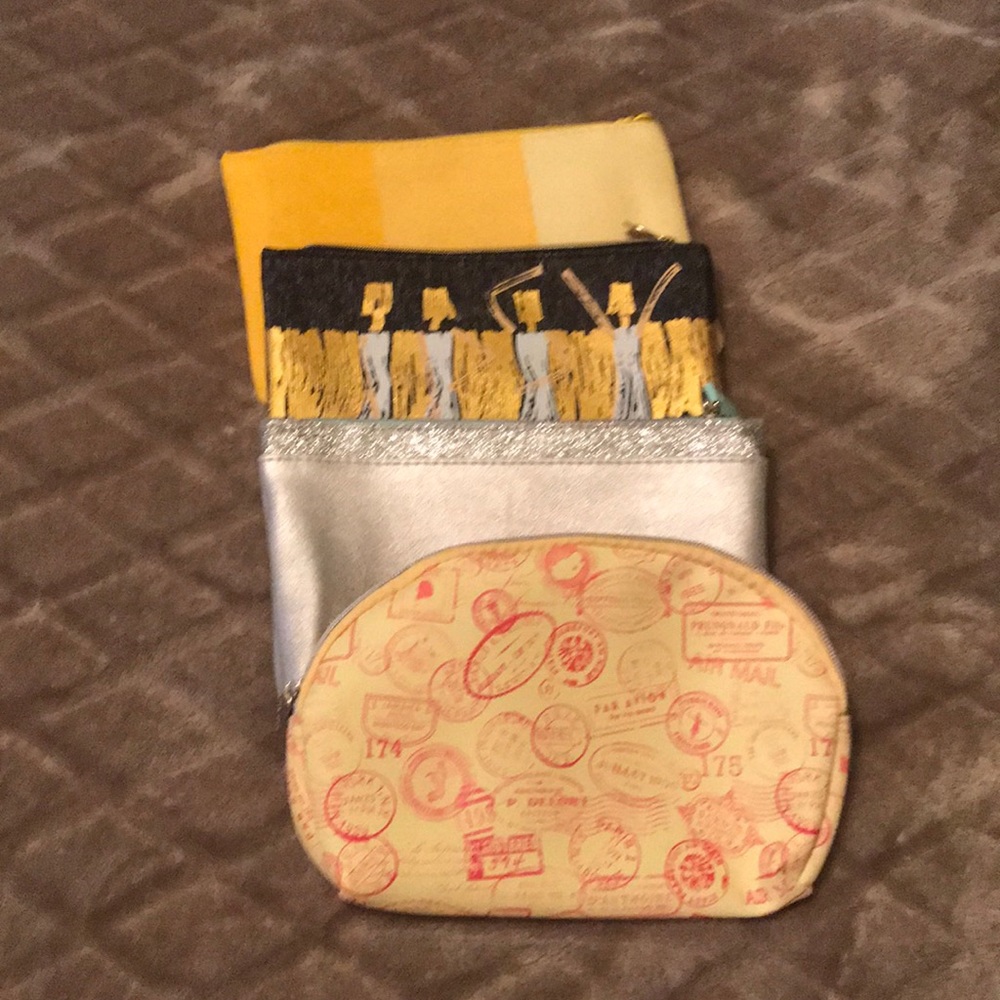 Ipsy makeup bags